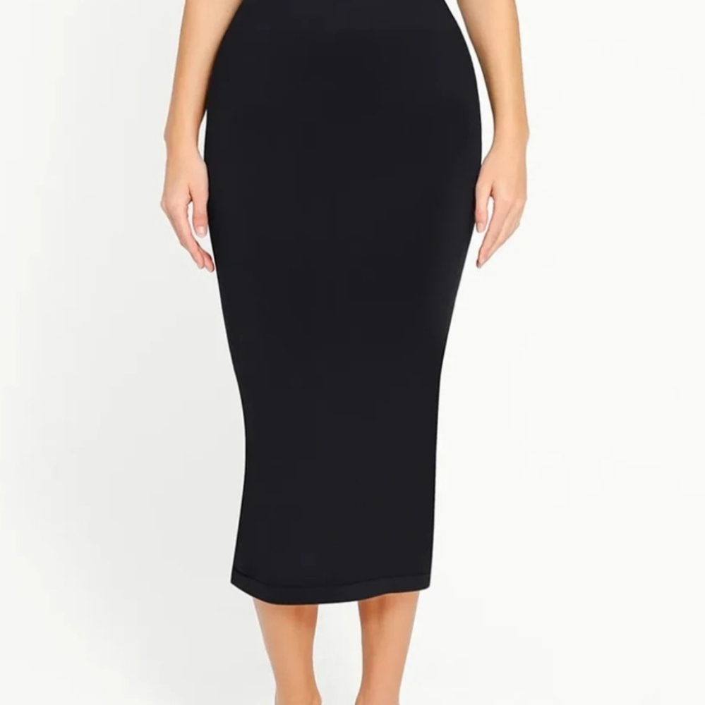 Popilush | Dress - Picture 2 of 6
